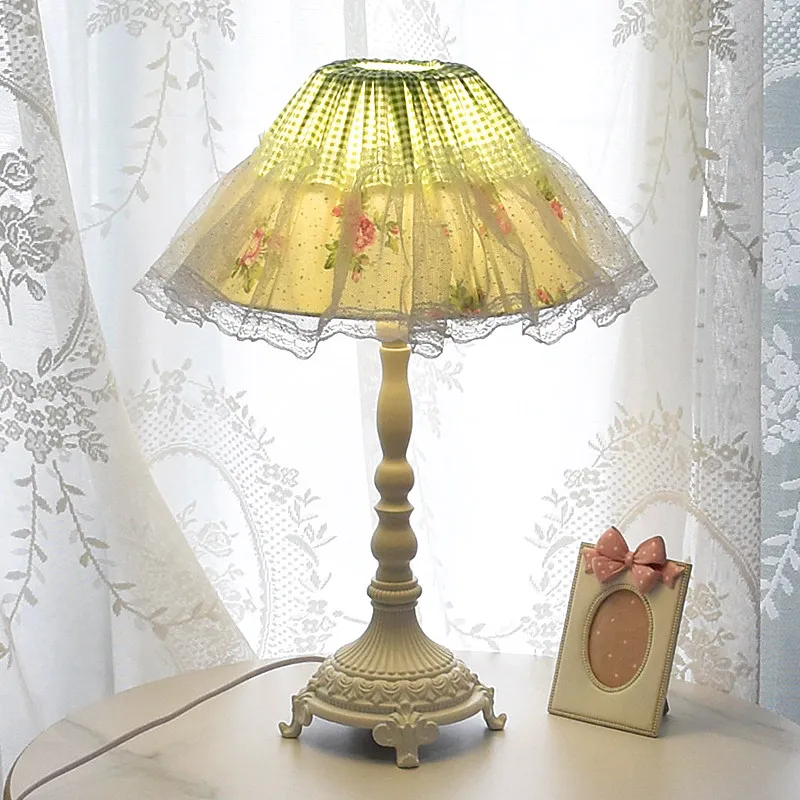 French pastoral table lamp bed - Solar Lamp 评论和价格